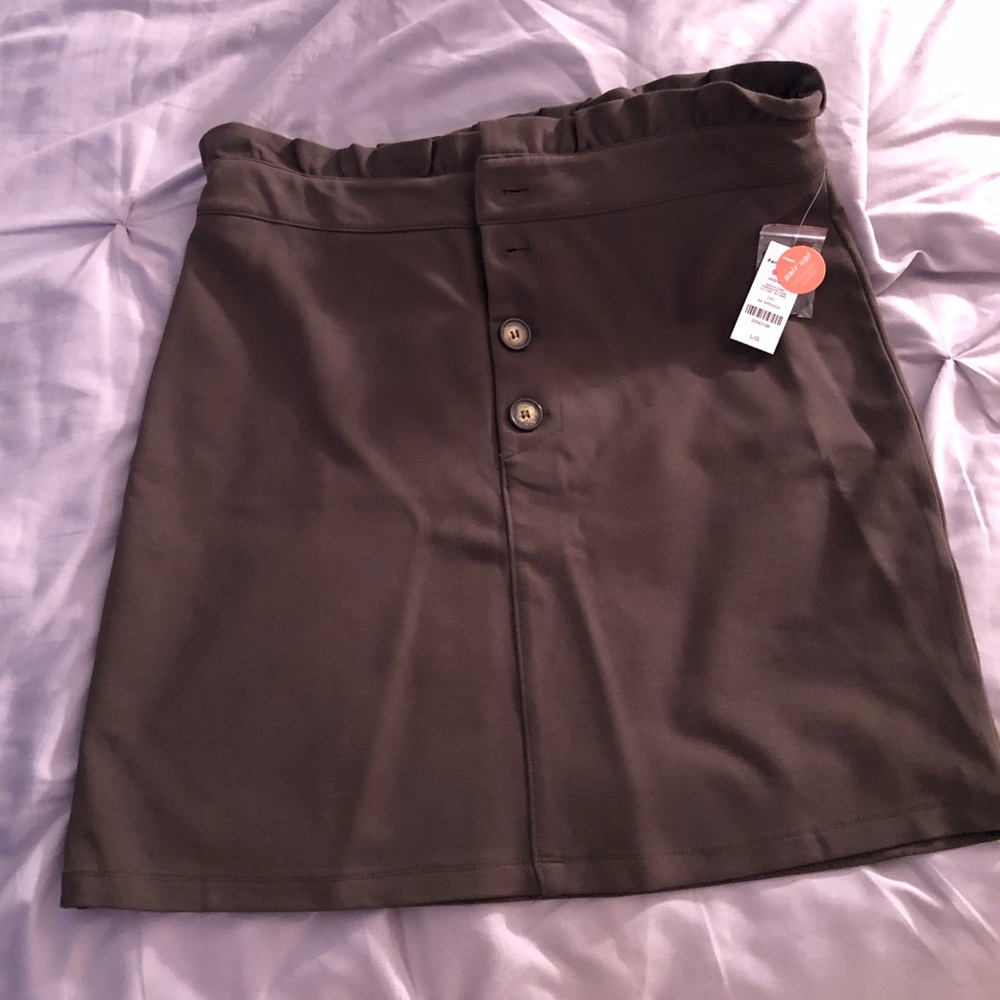 Green Buttoned Skirt